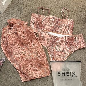 SHEIN Pink Snake Print Bikini Set